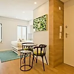 Bmyguest Bruno's 36 Lissabon